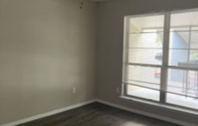 2 beds, 2 baths, 878 sqft, $1,430, Unit 2009