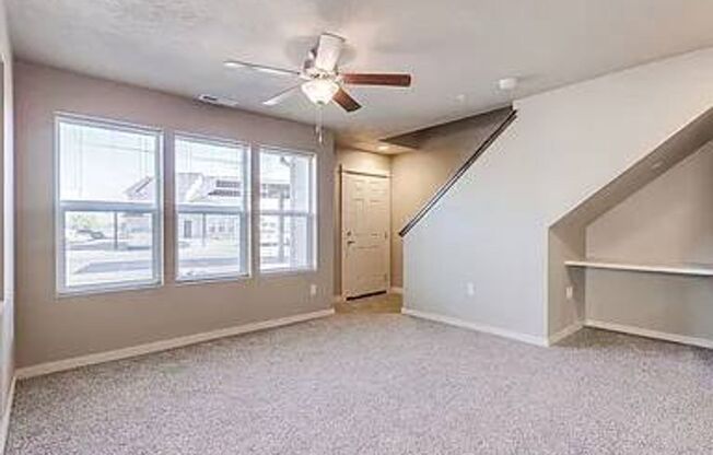 2 beds, 2 baths, 998 sqft, $1,499, Unit 101