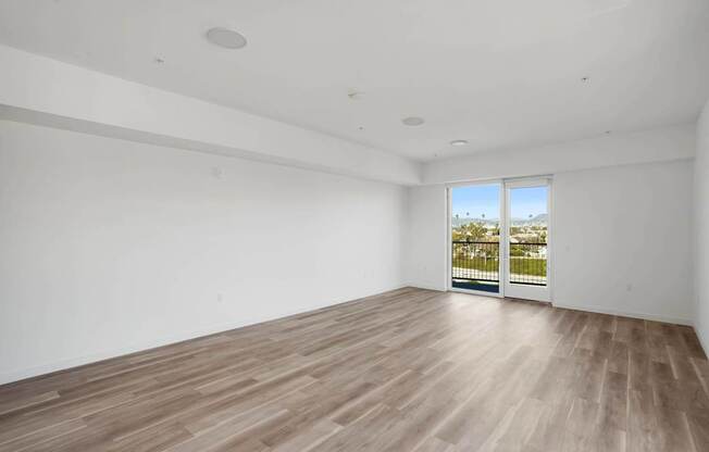 EXPLORE OUR WEST ADAMS, LOS ANGELES APARTMENTS