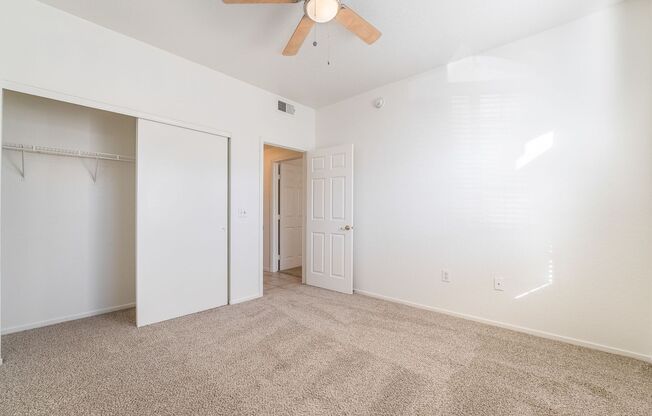 2 beds, 2 baths, $1,600