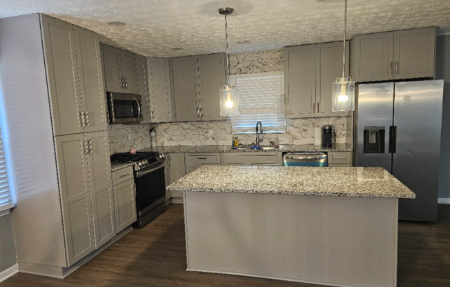 110 RIMEL LN