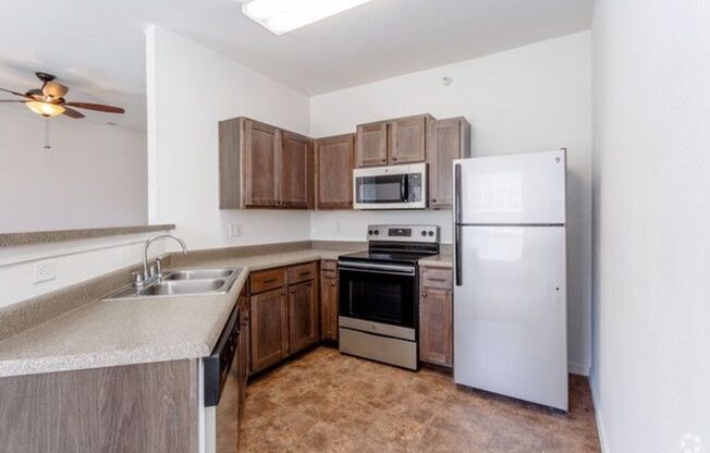 1 bed, 1 bath, 743 sqft, $1,290