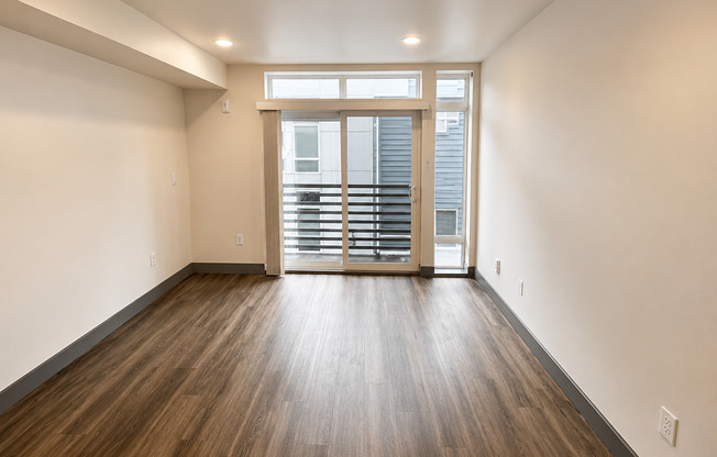 Studio, 1 bath, 288 sqft, $1,310, Unit 417