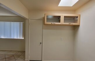 1 bed, 1 bath, 600 sqft, $1,250, Unit 127B