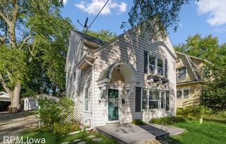 1054 33rd Street