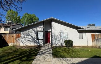 6013 Auburn Oaks Dr.