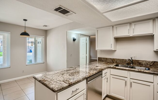 Beautiful 3 Bedroom Home In South Shores