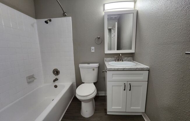 1 bed, 1 bath, 520 sqft, $1,200, Unit 105