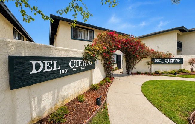 2 beds, 2 baths, 993 sqft, $2,385, Unit 73