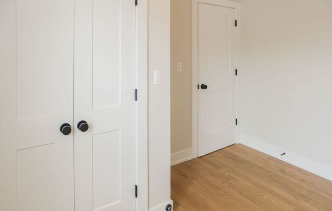 1 bed, 1 bath, 645 sqft, $2,150, Unit 3529.5-1E