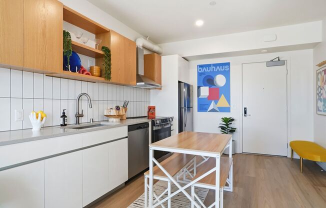 1 bed, 1 bath, 490 sqft, $2,695, Unit 604