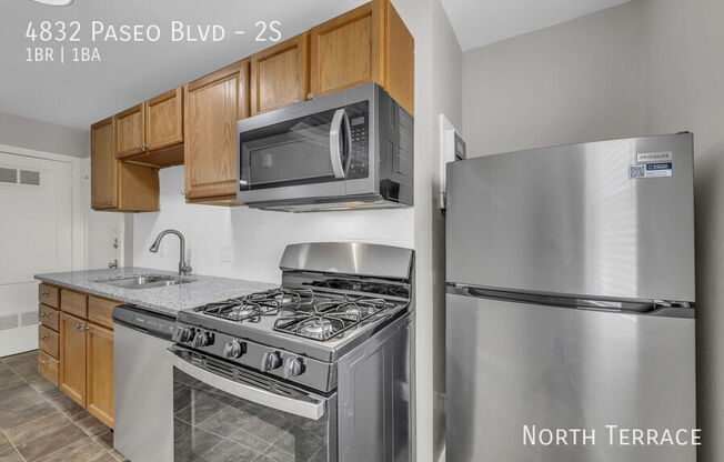 4832 PASEO BLVD