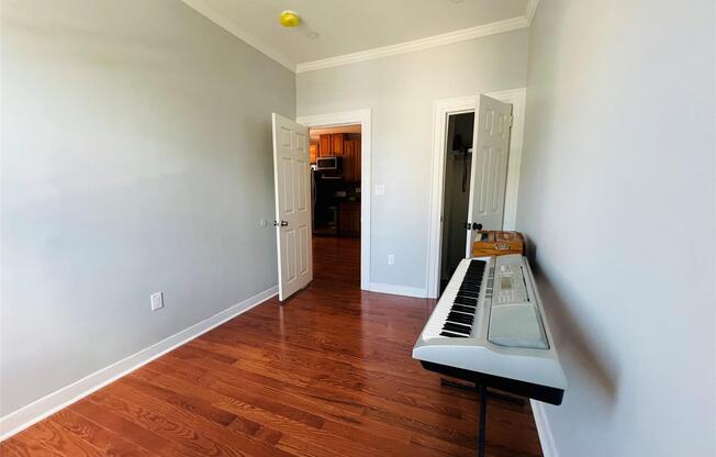 2328 28 ST