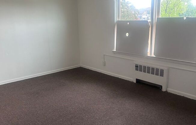 Affordable Studio Apartment - Security Deposit Program Available