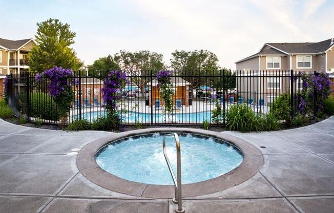 The Crossings at Chapel Hill Outdoor Hot Tub and Pool