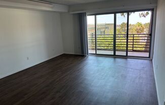 1 bed, 1 bath, 944 sqft, $2,350, Unit 3750