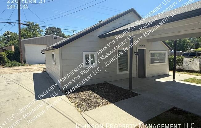 220 FERN ST