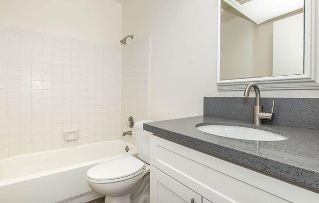 1 bed, 1 bath, 472 sqft, $940