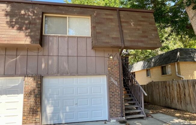 2715-2719 Stanford Rd