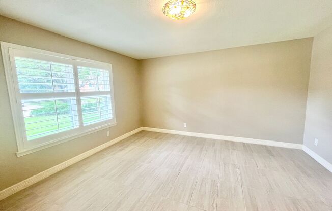 4 beds, 2.5 baths, $3,000