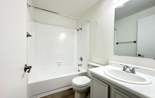 1 bed, 1 bath, 673 sqft, $1,445, Unit 68