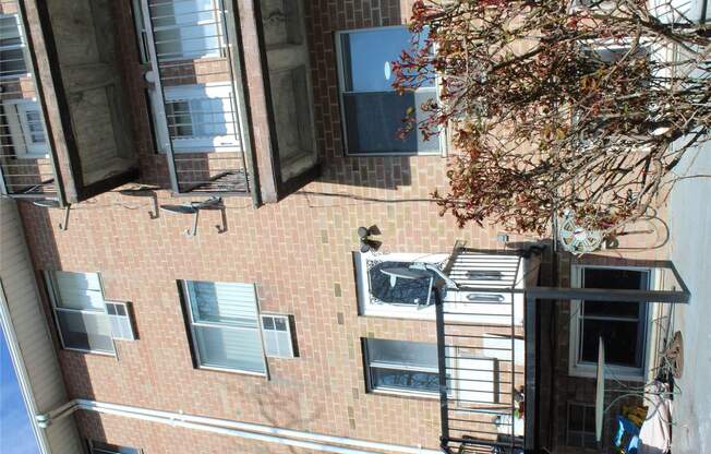 2 beds, 2 baths, $2,800, Unit 302