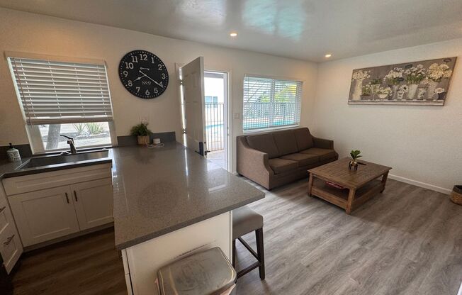 1 bed, 1 bath, 600 sqft, $2,375, Unit 10