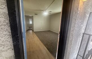 2 beds, 1 bath, 880 sqft, $1,350, Unit 308