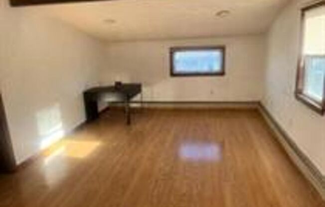 Erez Almog - Gilmore Street