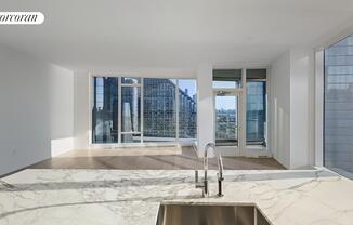 30 RIVERSIDE BLVD