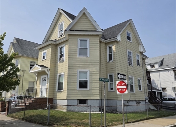 27 MEDFORD ST