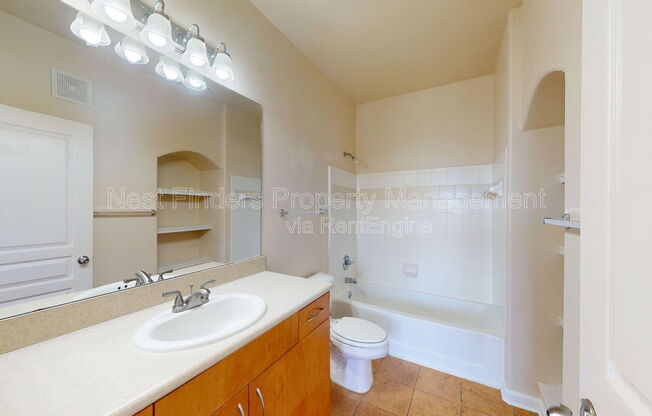 2 beds, 2 baths, 1,100 sqft, $1,375, Unit 314