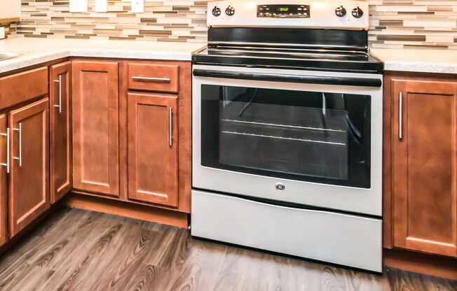 1 bed, 1 bath, 782 sqft, $1,150, Unit B214