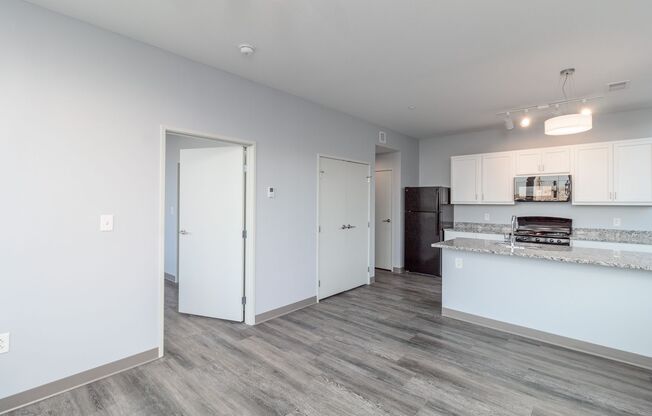 1 bed, 1 bath, 503 sqft, $1,614, Unit 503
