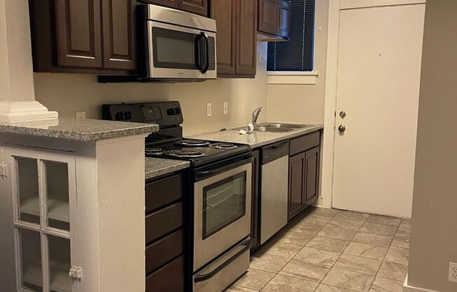 Dreamvesting Rentals (812 N 33rd St) (Nottingham)