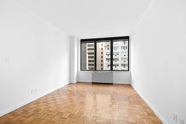 Studio, 1 bath, $6,350, Unit 6D