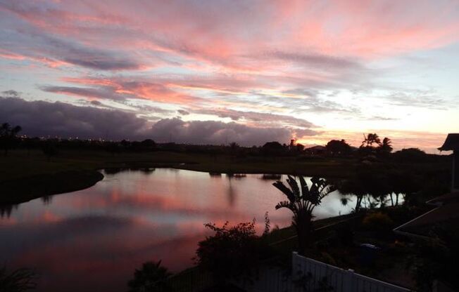 Gorgeous Fully Furnished Kekuilani Villas 2nd floor corner unit - Golf Course View - Split AC 2bd/2ba/2pkg