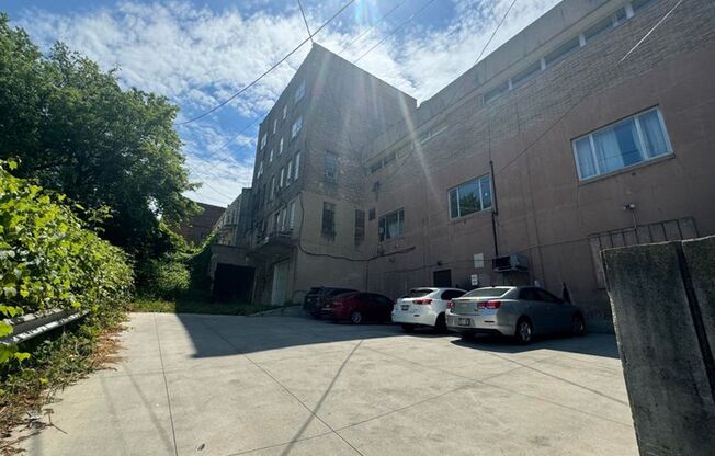 614 6th St. (12 Unit +2 Commercial)