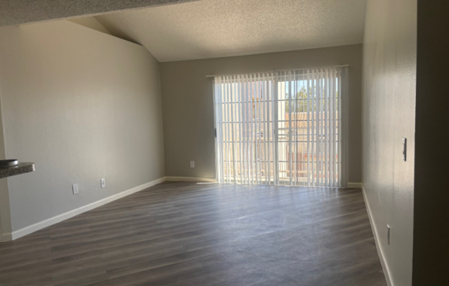 9301 VAN NUYS BLVD