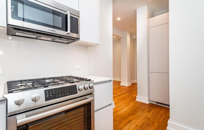 1 bed, 1 bath, 535 sqft, $3,325, Unit 02