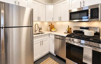 55 W 92 ST