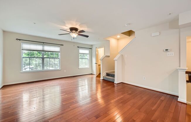 Spacious & Stylish 3BR/2.5BA TH in Franklin Green of Reisterstown – Available Now!
