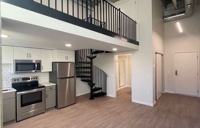 1 bed, 1 bath, 610 sqft, $1,519, Unit E102
