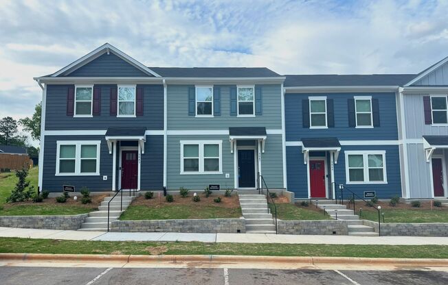 Like-New 3 Bedroom Townhouse only Minutes from Downtown Raleigh