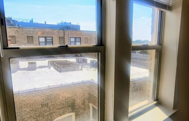 Studio, 1 bath, 241 sqft, $1,250, Unit 507