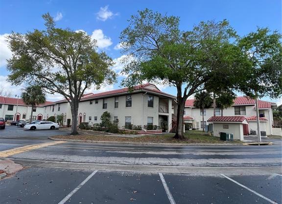 1653 EAGLE CRK CIR