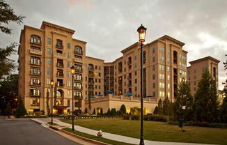 92 West Paces
