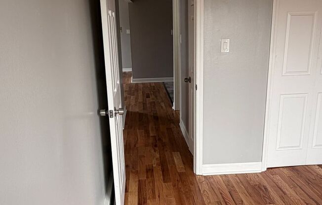 2 beds, 1 bath, 865 sqft, $1,710, Unit Building 12-3C