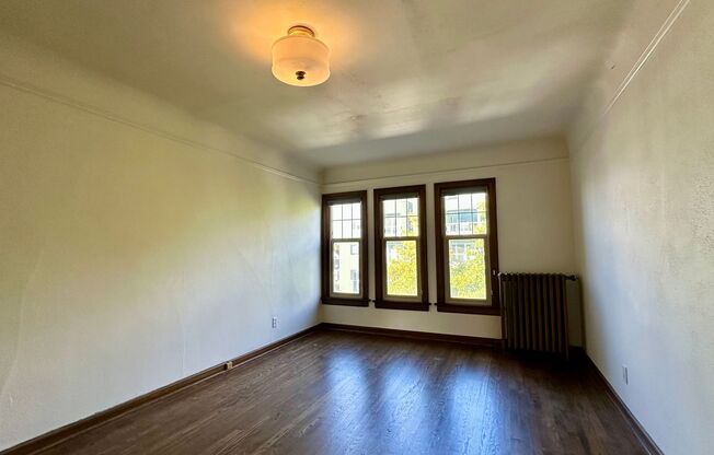 Studio, 1 bath, 500 sqft, $1,595, Unit 303