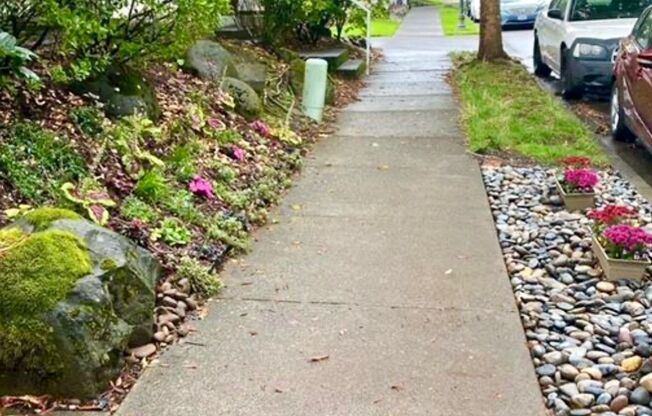 Newly Remodeled 1 Bedroom upstairs unit, with security locked private entry.